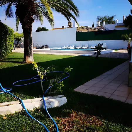Holiday home Con Jardin, Piscina Privada Y Parking Seville