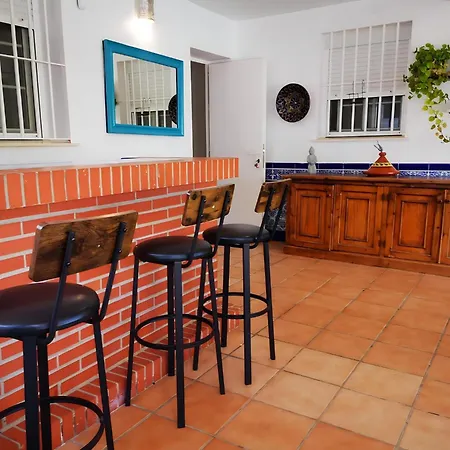 Holiday home Con Jardin, Piscina Privada Y Parking Seville