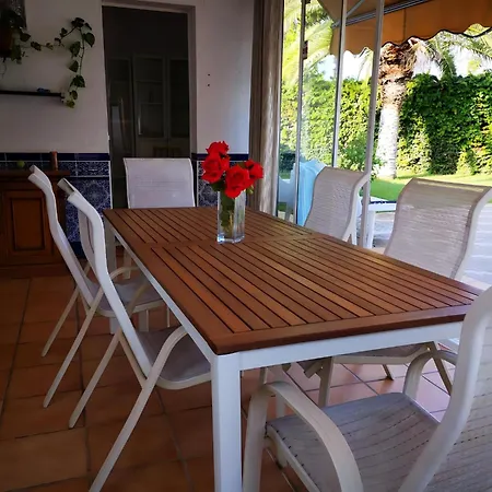 Con Jardin, Piscina Privada Y Parking Holiday home Seville